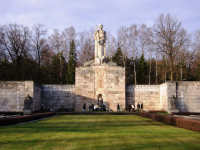 Rīgas Brāļu kapi logo