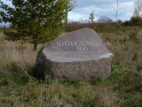 Piemiņas akmens Sidgunda 800