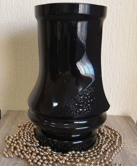 гранитная чёрная ваза.jpgGranite grave vase