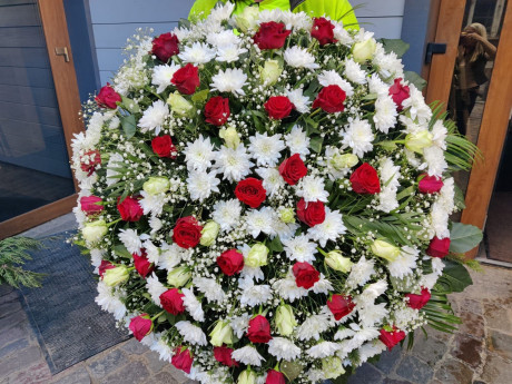 funeral flowers and wreaths