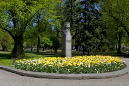 Piemineklis Dainu tēvam Krišjānim Baronam (1835-1923)