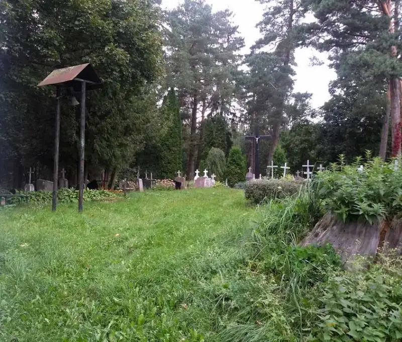 Motivānu katoļu kapsēta 