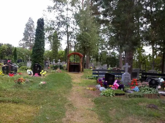 Salienas kapsēta 