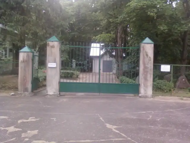 Lāčupes kapsēta 