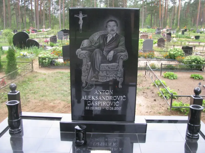 Neiro IK — Kapu pieminekļu izgatavošana Veicam kapu pieminekļu izgatavošanu un apbedījuma vietu labiekārtošanas darbus Daugavpilī un novados