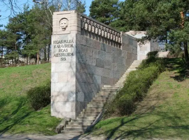 Sudrabkalniņš 