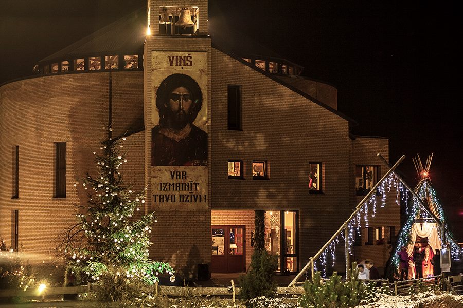 Saldus Sv. Pētera un Pāvila Romas katoļu baznīca Logo