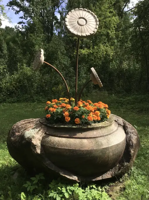 Atklājums akmens darbā. 2018. gada veikums Ādažu darbnīcā, pagaidām lielākā vāze.