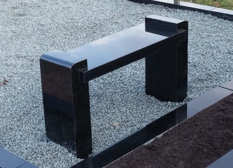 Granite grave bench with rounded legs