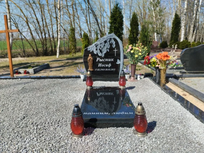 SKS Granit SIA SIA SKS GRANIT Jelgavā - granīta kapu pieminekļi un kapavietas labiekārtošana