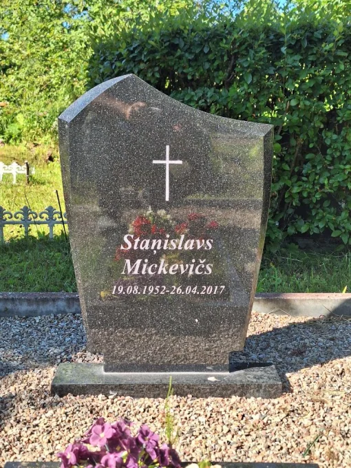 SKS Granit SIA SIA SKS GRANIT in Jelgava - Granite Gravestones and Grave Site Beautification
