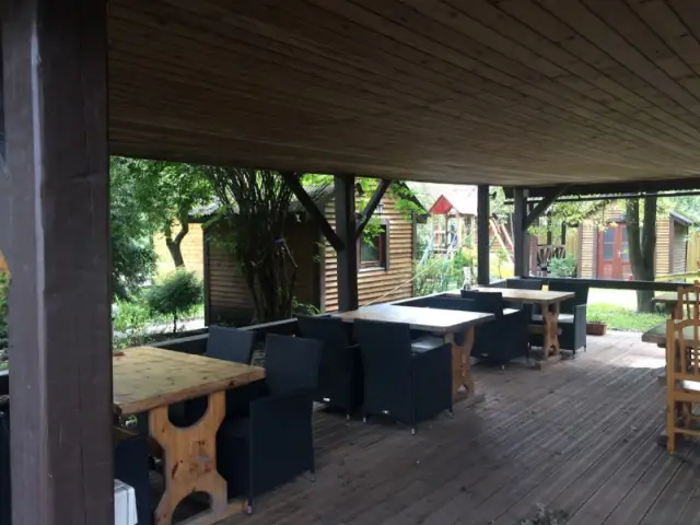 Zaļā dārza terase