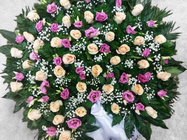 Vainags atvadu ceremonijai