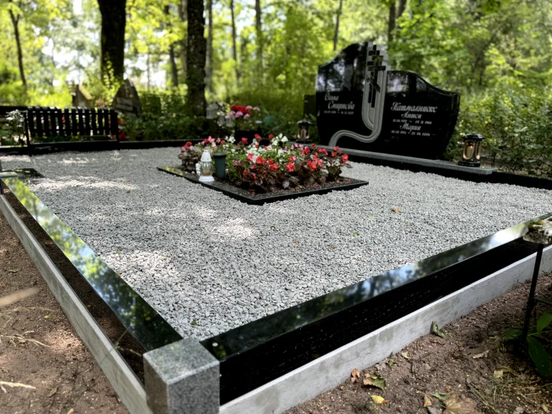 Apbedījuma vietas restaurācija