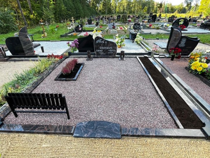 Kapu sētiņas no granīta un metāla Kapu sētiņas no granīta un metāla
