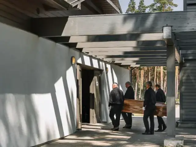 Похоронные услуги в Риге