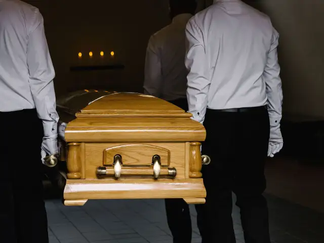 Apbedīšanas pakalpojumi Rīgā